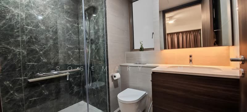 Pasir Ris 8, 8 Pasir Ris Drive 8, 2 Bedrooms, 775 sqft, Apartment For Sale, by Rosemary Lim, 500171009 - Bathroom - PropertyGuru.com.sg