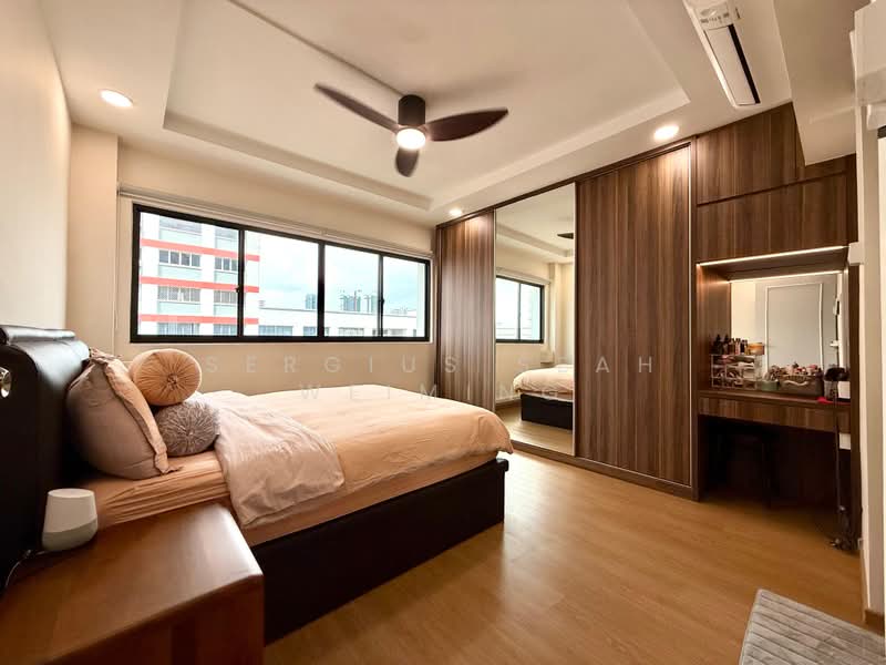 158 Bishan Street 13, 158 Bishan Street 13, 3 Bedrooms, 1,367 sqft, HDB Flat For Sale, by Sergius Seah Weiming, 500171020 - Master Bedroom - PropertyGuru.com.sg