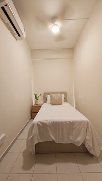 Cashew Heights, 99 Cashew Road, Room Rental, 120 sqft, Condominium For Rent, by Pamela Lim, 500171022 - Bedroom - PropertyGuru.com.sg