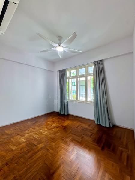St. Patrick's Green, 49 St. Patrick's Road, 2 Bedrooms, 807 sqft, Condominium For Sale, by Terence Tee (郑志翔), 500171023 - Common Bedroom - PropertyGuru.com.sg
