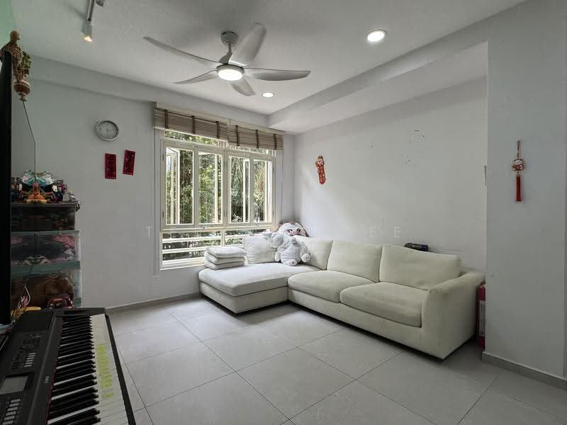 St. Patrick's Green, 49 St. Patrick's Road, East Coast / Marine Parade, 2 Bedrooms, 807 sqft, Condominium For Sale, by Terence Tee (郑志翔), 500171023 - Living Room - PropertyGuru.com.sg