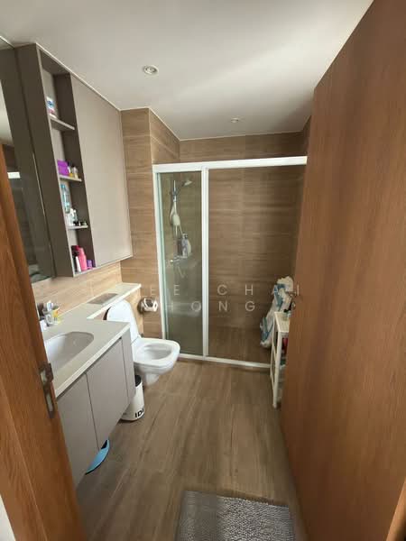 Rivercove Residences EC, 20 Anchorvale Ln, 3 Bedrooms, 904 sqft, Condominium For Sale, by Chee Chai Khong, 500171024 - Bathroom - PropertyGuru.com.sg