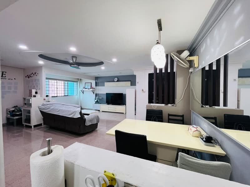 611 Bukit Panjang Ring Road, 611 Bukit Panjang Ring Road, 3 Bedrooms, 1,195 sqft, HDB Flat For Sale, by Joe Tng, 500171028 - Living Room - PropertyGuru.com.sg