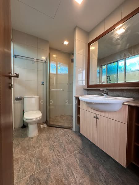 Rare Renovated Corner Terrace 5 Bed 4 Baths Seletar / YCK, , 5 Bedrooms, 3,594 sqft, Corner Terrace For Rent, by CD Sung, 500171034 - Bathroom - PropertyGuru.com.sg