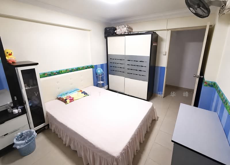 304 Shunfu Road, 304 Shunfu Road, Room Rental, 120 sqft, HDB Flat For Rent, by Vincent Tan 陈华峰, 500171036 - Common bedroom - PropertyGuru.com.sg