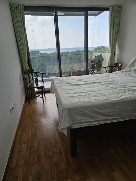 Vue 8 Residence, 99 Pasir Ris Heights, 4 Bedrooms, 1,313 sqft, Condominium For Rent, by Judy Foo, 500171045 - Master Bedroom - PropertyGuru.com.sg