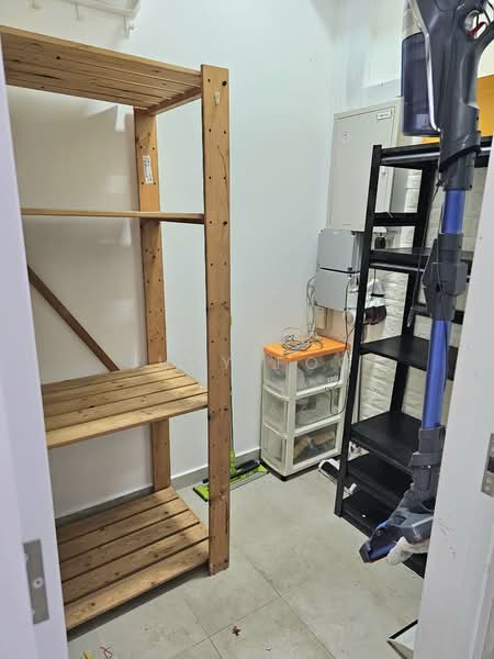 Vue 8 Residence, 99 Pasir Ris Heights, 4 Bedrooms, 1,313 sqft, Condominium For Rent, by Judy Foo, 500171045 - Utility room - PropertyGuru.com.sg