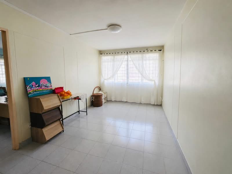 932 Jurong West Street 92, 932 Jurong West Street 92, 3 Bedrooms, 1,108 sqft, HDB Flat For Sale, by Theresa Lim, 500171086 - Living Room - PropertyGuru.com.sg