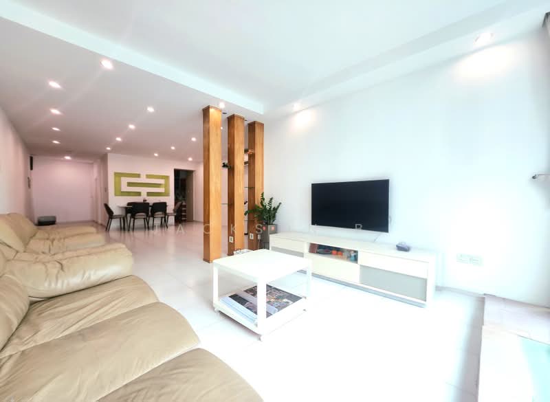 182 Edgefield Plains, 182 Edgefield Plains, 3 Bedrooms, 1,378 sqft, HDB Flat For Sale, by Jackson B., 500171092 - Living Room - PropertyGuru.com.sg