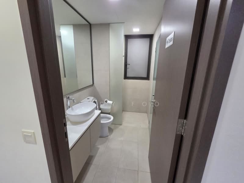 Vue 8 Residence, 89 Pasir Ris Heights, 4 Bedrooms, 1,507 sqft, Condominium For Rent, by Judy Foo, 500171100 - Bathroom - PropertyGuru.com.sg