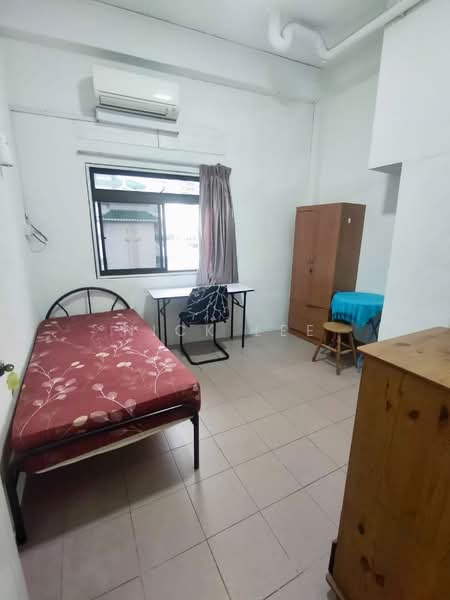 horne road, , Room Rental, 120 sqft, Walk-up Apartment For Rent, by Nick Lee, 500171106 - Bedroom - PropertyGuru.com.sg