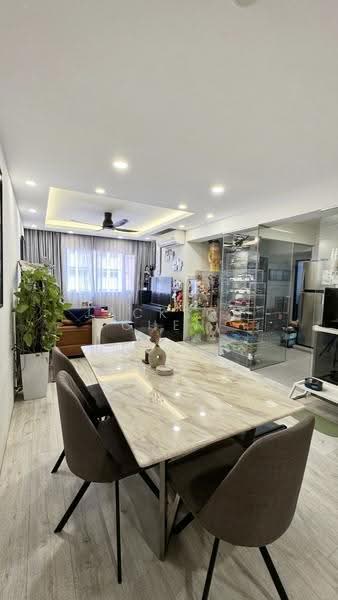 12 Jalan Bukit Merah, 12 Jalan Bukit Merah, Alexandra / Commonwealth, 3 Bedrooms, 1,130 sqft, HDB Flat For Sale, by Jackson Chen, 500171114 - Living Room - PropertyGuru.com.sg