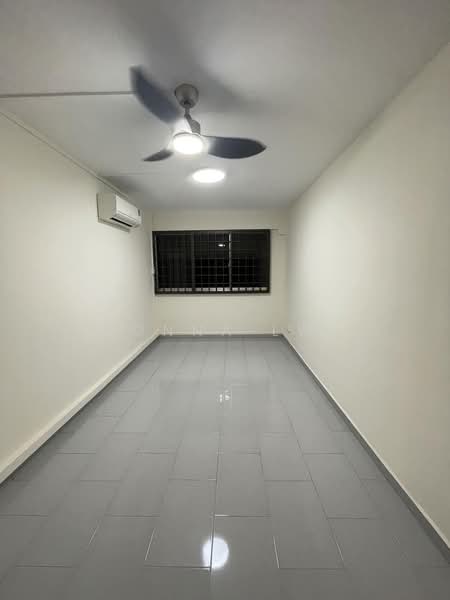 435 Hougang Avenue 8, 435 Hougang Avenue 8, Room Rental, 200 sqft, HDB Flat For Rent, by Donna Lwi, 500171116 - Interior - PropertyGuru.com.sg