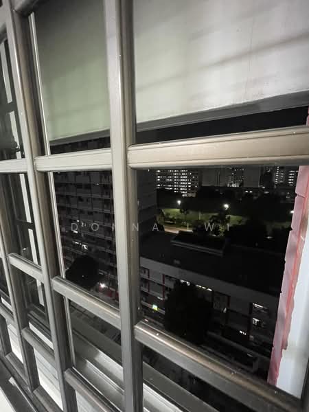 435 Hougang Avenue 8, 435 Hougang Avenue 8, Room Rental, 200 sqft, HDB Flat For Rent, by Donna Lwi, 500171116 - View - PropertyGuru.com.sg