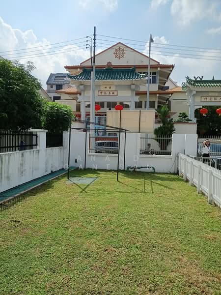 Nice Semi-D House for Sale, lengkong Dua, 4 Bedrooms, 3,000 sqft, Semi-Detached House For Sale, by Anand Ganesan, 500171118 - Exterior - PropertyGuru.com.sg