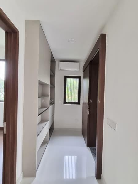 Parksuites, 18 Holland Grove Road, 2 Bedrooms, 786 sqft, Condominium For Sale, by Jarel Tay, 500171119 - Interior - PropertyGuru.com.sg