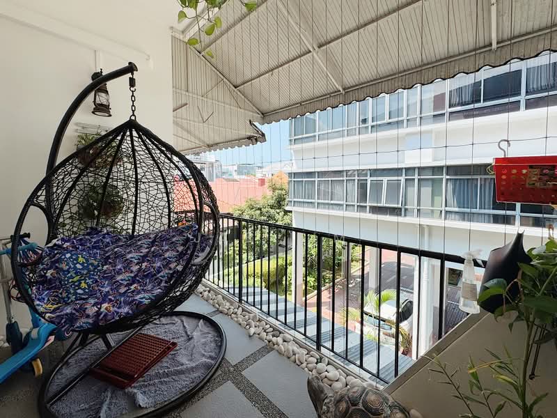 Joo Chiat Apartments, 495B Joo Chiat Road, 3 Bedrooms, 1,428 sqft, Apartment For Sale, by Jae Lim, 500171121 - Balcony - PropertyGuru.com.sg