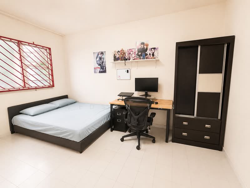 341 Bukit Batok Street 34, 341 Bukit Batok Street 34, 2 Bedrooms, 785 sqft, HDB Flat For Sale, by Zedson Tan, 500171130 - Bedroom - PropertyGuru.com.sg