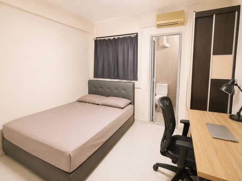 341 Bukit Batok Street 34, 341 Bukit Batok Street 34, 2 Bedrooms, 785 sqft, HDB Flat For Sale, by Zedson Tan, 500171130 - Bedroom - PropertyGuru.com.sg