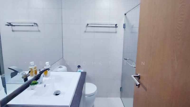 The Stellar, 6 West Coast Road, Room Rental, 200 sqft, Condominium For Rent, by Bennedict Tan, 500171135 - Bathroom - PropertyGuru.com.sg