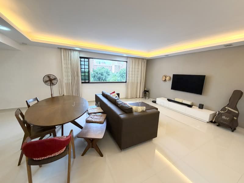 241 Bishan Street 22, 241 Bishan Street 22, 3 Bedrooms, 1,227 sqft, HDB Flat For Sale, by James Yeo, 500171168 - Living Room - PropertyGuru.com.sg
