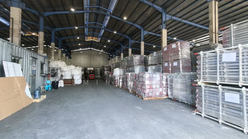 Warehouse Storage Space avail at Gul Circle