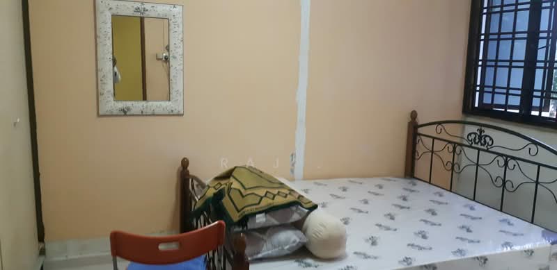219 Tampines Street 24, 219 Tampines Street 24, 2 Bedrooms, 735 sqft, HDB Flat For Rent, by Raj ., 500171173 - Bedroom - PropertyGuru.com.sg