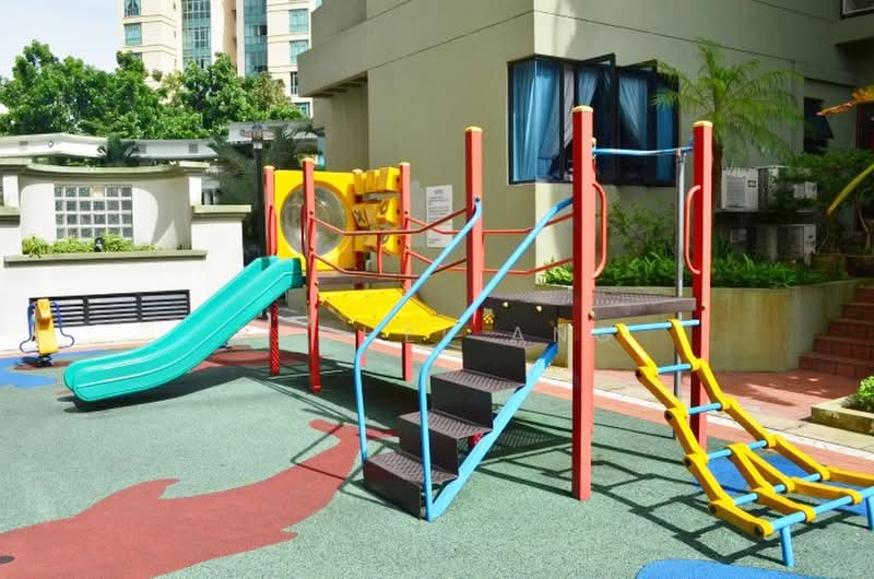 Montrosa, 132 Hillview Avenue, 3 Bedrooms, 1,206 sqft, Condominium For Sale, by Rachel Ang, 500171184 - Exterior - PropertyGuru.com.sg