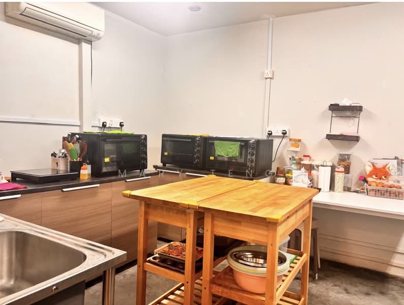 Sembawang Garden Arcade, 20 Jalan Tampang, 400 sqft, Food & Beverage For Rent, by Mary Teng, 500171199 - Kitchen - CommercialGuru.com.sg