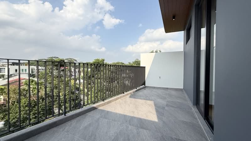 Sembawang - Jalan Sankam, , 5 Bedrooms, 4,834 sqft, Terraced House For Sale, by Keenan Tan, 500171204 - Balcony - PropertyGuru.com.sg