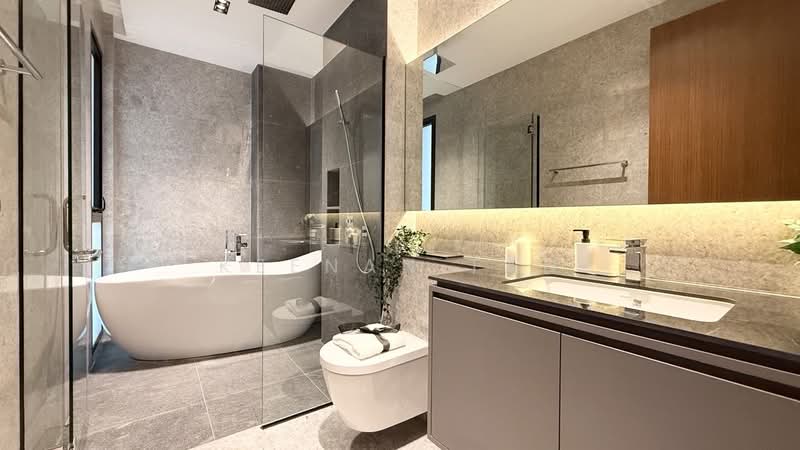 Sembawang - Jalan Sankam, , 5 Bedrooms, 4,834 sqft, Terraced House For Sale, by Keenan Tan, 500171204 - Bathroom - PropertyGuru.com.sg