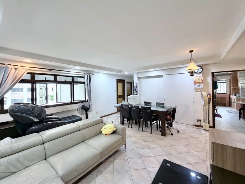 621 Senja Road, 621 Senja Road, 3 Bedrooms, 1,184 sqft, HDB Flat For Sale, by Zack Liang, 500171205 - Living Room - PropertyGuru.com.sg