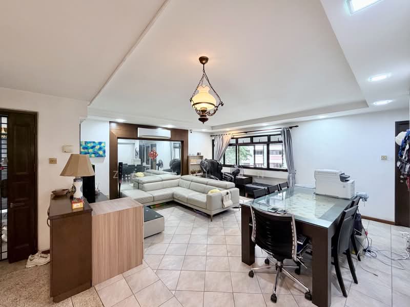 621 Senja Road, 621 Senja Road, 3 Bedrooms, 1,184 sqft, HDB Flat For Sale, by Zack Liang, 500171205 - Living Room - PropertyGuru.com.sg