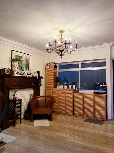 101 Pasir Ris Street 12, 101 Pasir Ris Street 12, Room Rental, 100 sqft, HDB Flat For Rent, by Tay Yixian, 500171206 - Living Room - PropertyGuru.com.sg