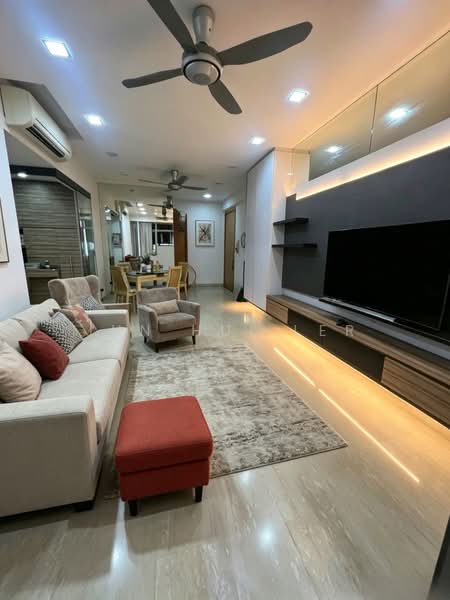 Sunville, 20 Saint Michael's Road, 3 Bedrooms, 1,152 sqft, Apartment For Sale, by Jun Hui LER, 500171211 - Living Room - PropertyGuru.com.sg