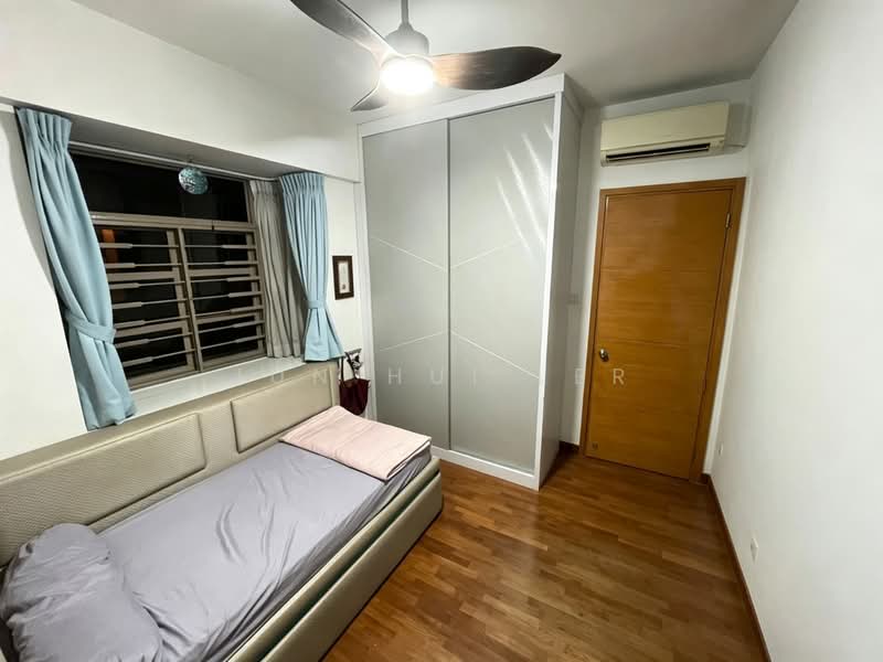 Sunville, 20 Saint Michael's Road, 3 Bedrooms, 1,152 sqft, Apartment For Sale, by Jun Hui LER, 500171211 - Bedroom - PropertyGuru.com.sg