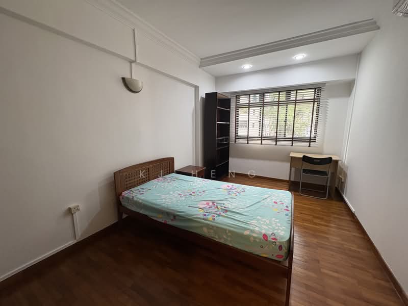 327 Sembawang Crescent, 327 Sembawang Crescent, 3 Bedrooms, 1,087 sqft, HDB Flat For Rent, by KJ Heng, 500171213 - Bedroom - PropertyGuru.com.sg