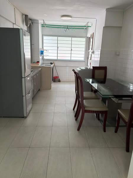 342 Ubi Avenue 1, 342 Ubi Avenue 1, 2 Bedrooms, 800 sqft, HDB Flat For Rent, by Renee Nicole Lee, 500171220 - Kitchen - PropertyGuru.com.sg
