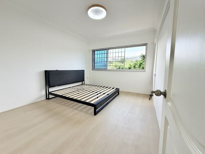 722 Bedok Reservoir Road, 722 Bedok Reservoir Road, 3 Bedrooms, 1,109 sqft, HDB Flat For Rent, by Regina Huang, 500171229 - Common Bedroom - PropertyGuru.com.sg