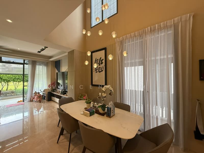 Belgravia Villas, 200 Ang Mo Kio Avenue 5, 5 Bedrooms, 3,961 sqft, Cluster House For Sale, by Vincent Lim, 500171230 - Dining Room - PropertyGuru.com.sg