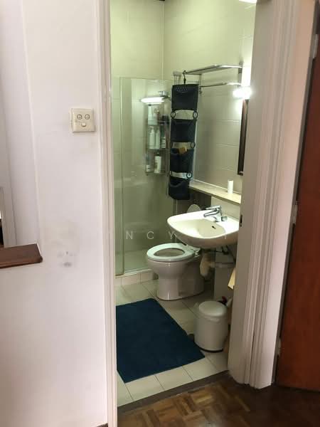 Tai Hwan Garden, Tai Hwan Heights, Room Rental, 150 sqft, Terraced House For Rent, by Nancy Ni, 500171232 - Bathroom - PropertyGuru.com.sg