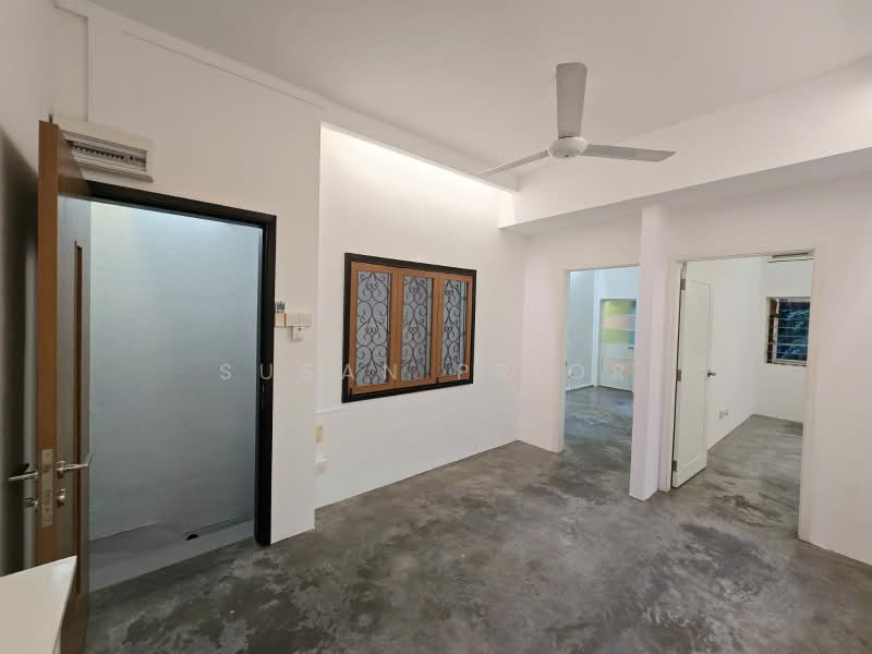 Tiong Bahru Estate, Tiong Poh, Tiong Bahru Road, 3 Bedrooms, 960 sqft, Walk-up Apartment For Rent, by Susan Prior, 500171234 - Interior - PropertyGuru.com.sg