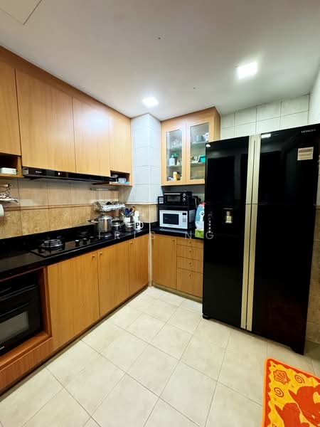 East Meadows, 30 Tanah Merah Kechil Road, 3 Bedrooms, 1,356 sqft, Condominium For Sale, by Iris Ng, 500171237 - Kitchen - PropertyGuru.com.sg