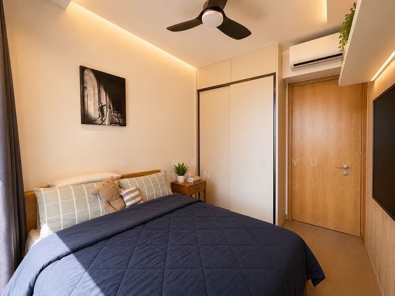 Penrose, 26 Sims Drive, 3 Bedrooms, 1,184 sqft, Condominium For Sale, by Lorraine Tan Yu Lin, 500171246 - Bedroom - PropertyGuru.com.sg