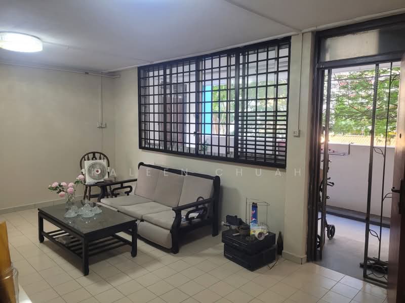 232 Serangoon Avenue 3, 232 Serangoon Avenue 3, 3 Bedrooms, 904 sqft, HDB Flat For Sale, by Kaleen Chuah, 500171250 - Living Room - PropertyGuru.com.sg