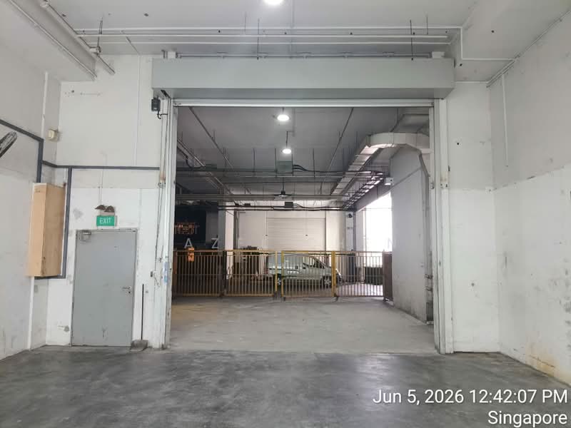 Wcega Plaza, 1 Bukit Batok Crescent, 1,632 sqft, Light Industrial (B1) For Rent, by Hazel Chen, 500171257 - Entrance - CommercialGuru.com.sg