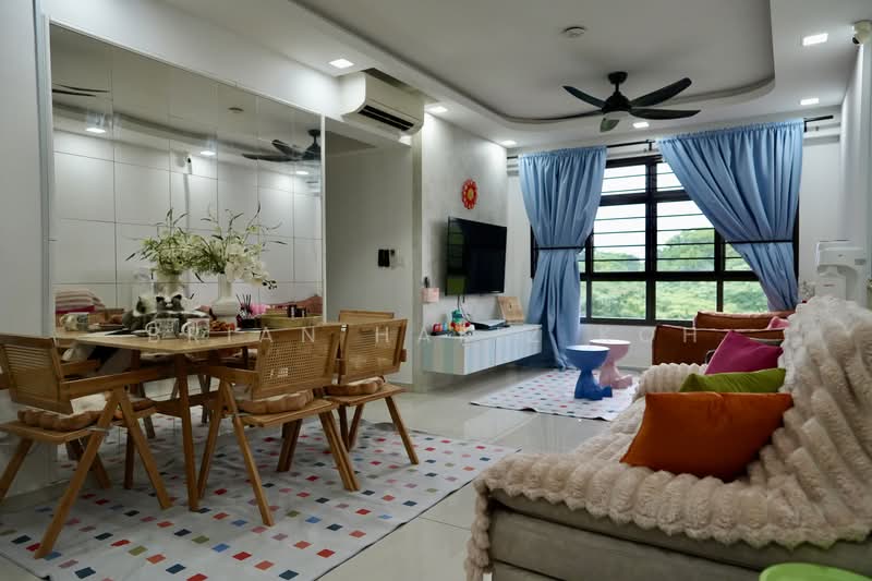 478B Yishun Street 44, 478B Yishun Street 44, 3 Bedrooms, 1,001 sqft, HDB Flat For Sale, by Brian Hafiz Koh, 500171262 - Living Room - PropertyGuru.com.sg