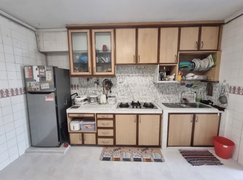 404 Choa Chu Kang Avenue 3, 404 Choa Chu Kang Avenue 3, 3 Bedrooms, 1,120 sqft, HDB Flat For Rent, by Jeffrey Lee, 500171264 - Kitchen - PropertyGuru.com.sg