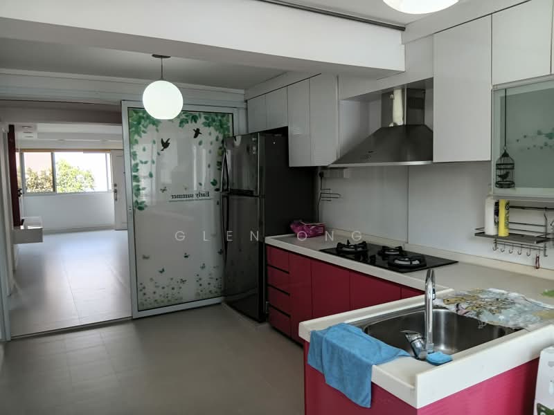10 Telok Blangah Crescent, 10 Telok Blangah Crescent, Room Rental, 150 sqft, HDB Flat For Rent, by Glen Ong, 500171269 - Kitchen - PropertyGuru.com.sg