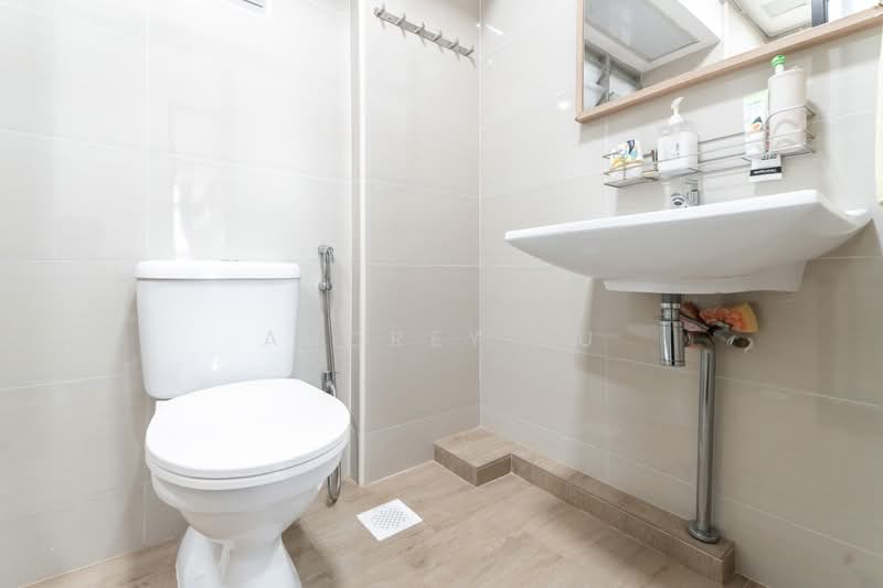 277C Compassvale Link, 277C Compassvale Link, 3 Bedrooms, 969 sqft, HDB Flat For Sale, by Audrey Lu, 500171275 - Bathroom - PropertyGuru.com.sg